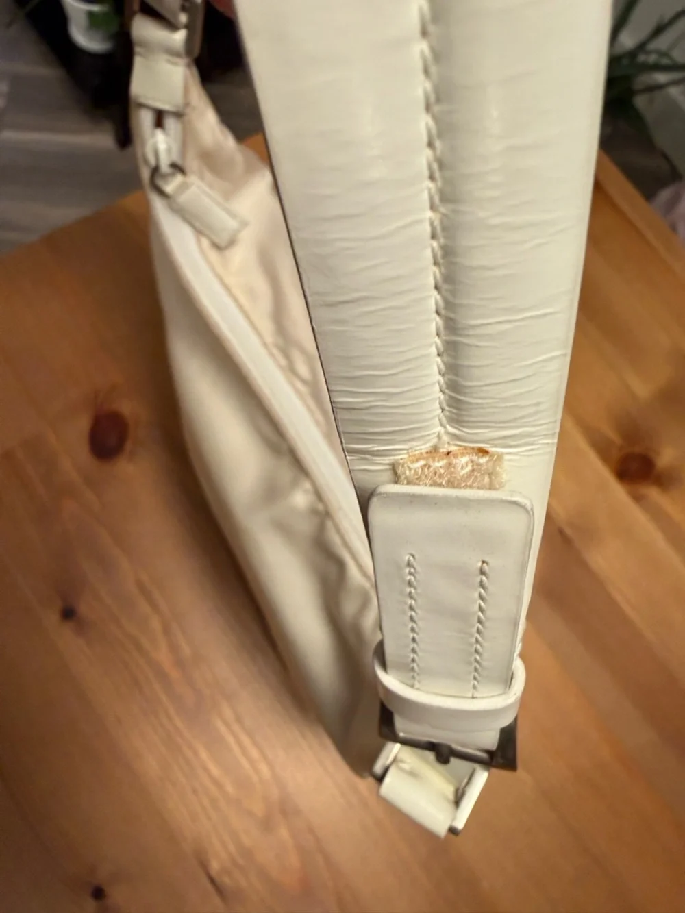 Prada Vintage Cream Nylon Shoulder Bag with White Leather Trim Authentic - Picture 13 of 16